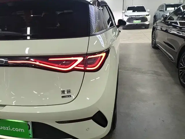 BYD Dolphin — Фото автомобиля 7