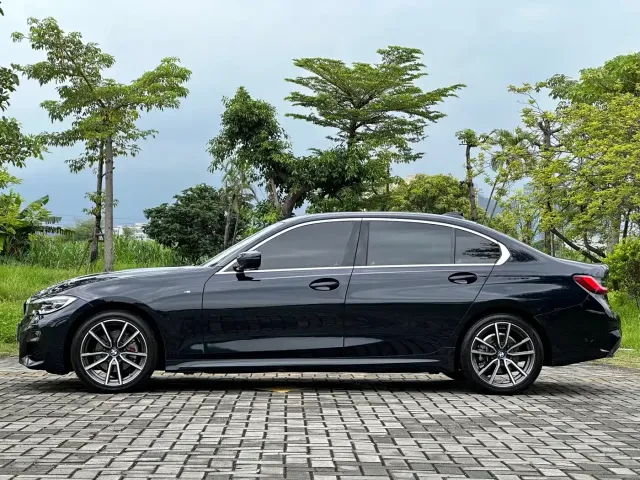 BMW 3 Series — Фото автомобиля 11