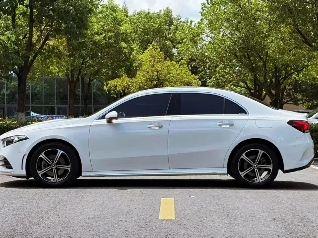 Mercedes-Benz A-Class — Фото автомобиля 8