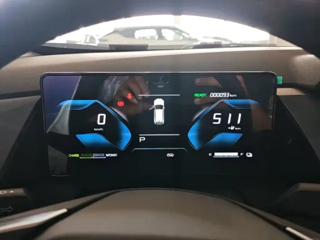 Dongfeng SKY EV01 — Фото автомобиля 7