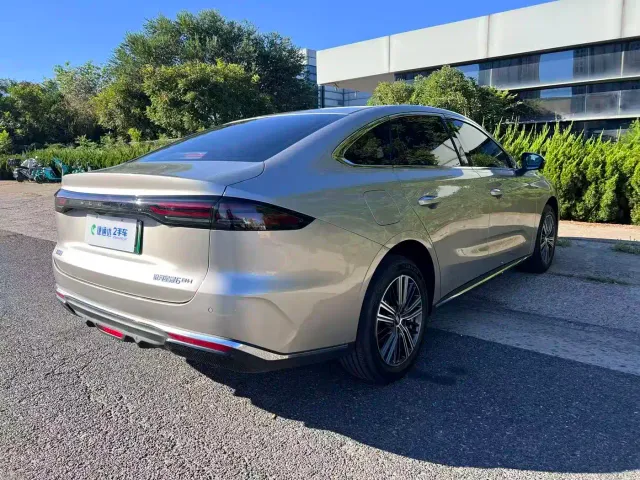 Geely Galaxy Stellar 6 — Фото автомобиля 2