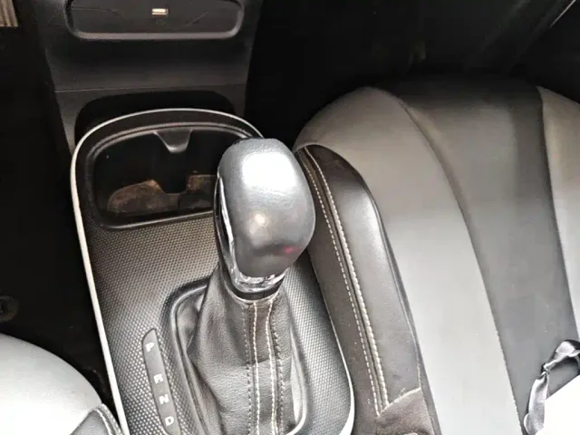 Roewe Clever — Фото автомобиля 13