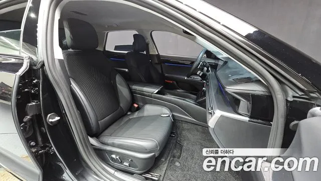 Hyundai Grandeur GN7 — Фото автомобиля 16
