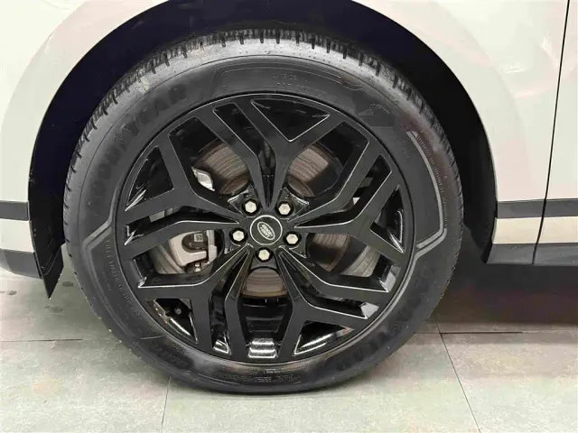 Land Rover Range Rover Evoque — Фото автомобиля 17