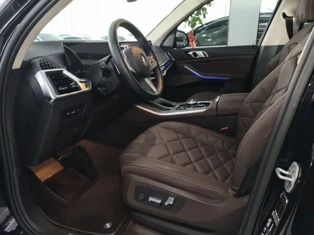 BMW X5 — Фото автомобиля 8