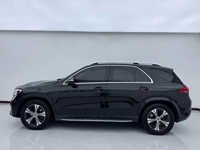 Mercedes-Benz GLE-Class — Фото автомобиля 27