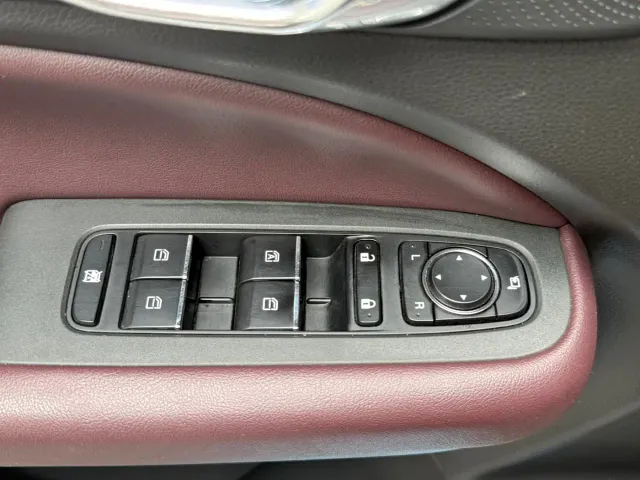 GAC Trumpchi M6 — Фото автомобиля 18