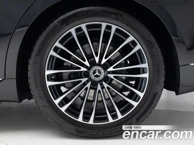 Mercedes-Benz S-Class W223 — Фото автомобиля 19