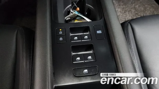 Hyundai Ioniq 6 — Фото автомобиля 12