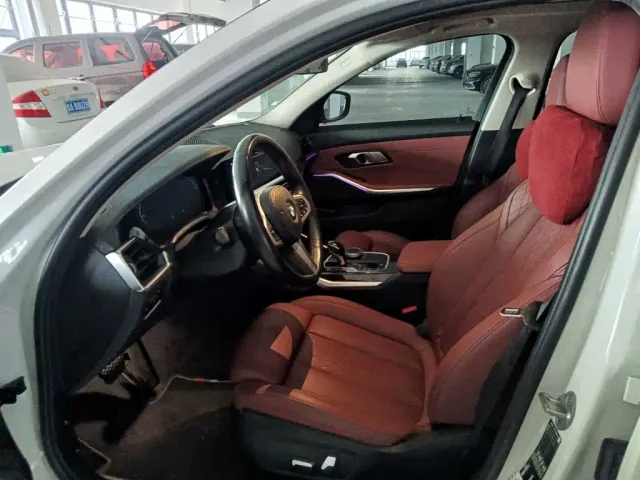 BMW 3 Series — Фото автомобиля 8