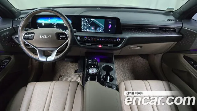 Kia K8 — Фото автомобиля 10