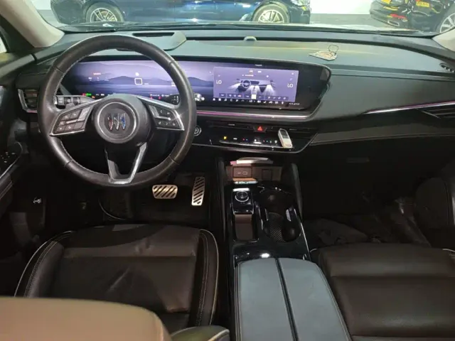 Buick Envision Plus — Фото автомобиля 9
