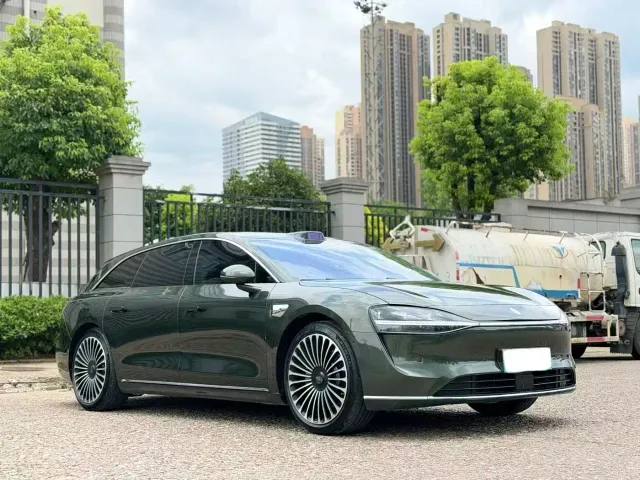Stelato S9T — Фото автомобиля 3
