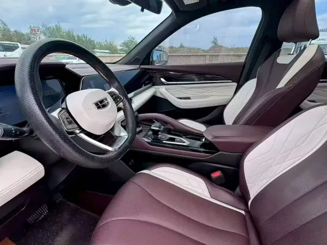 Geely Xingyue L — Фото автомобиля 4