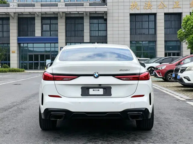 BMW 2 Series — Фото автомобиля 9