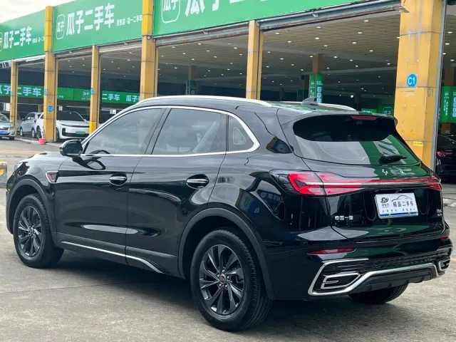 Hongqi HS5 — Фото автомобиля 9
