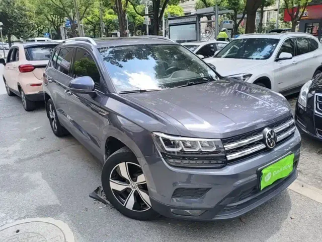 Volkswagen Tharu — Фото автомобиля 3