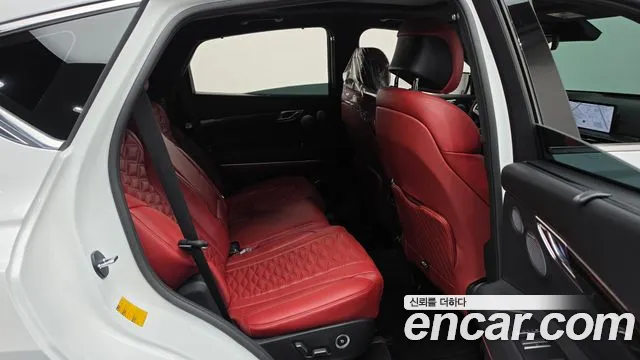 Genesis GV80 — Фото автомобиля 8