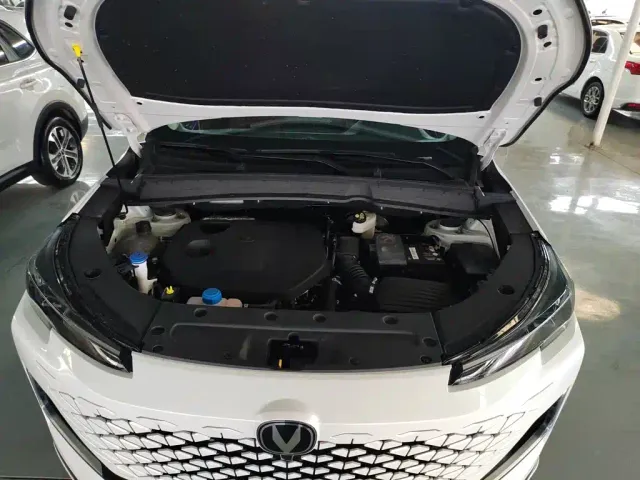 Changan CS55 Plus — Фото автомобиля 15
