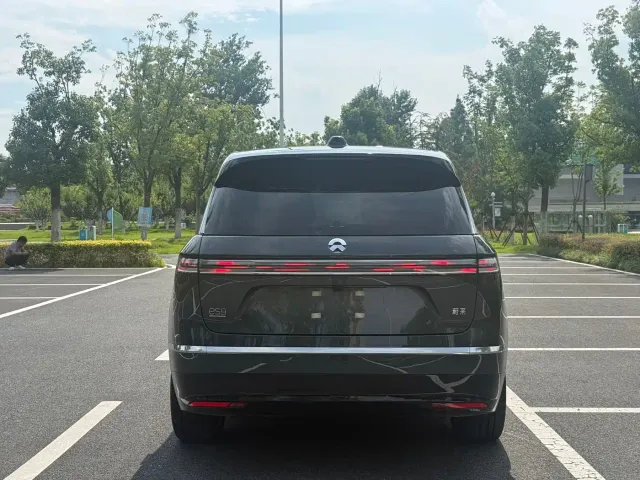 Nio ES9 — Фото автомобиля 5
