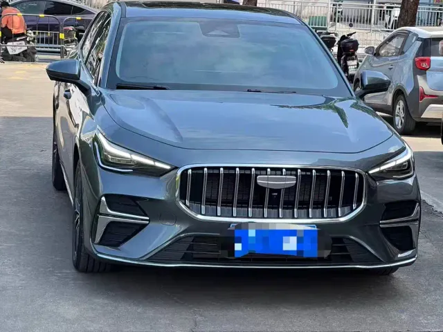 Фотография автомобиля — Geely Emgrand