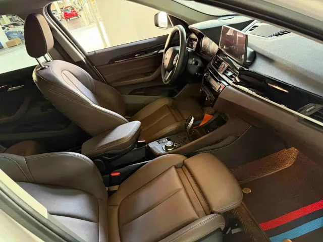BMW X1 — Фото автомобиля 13