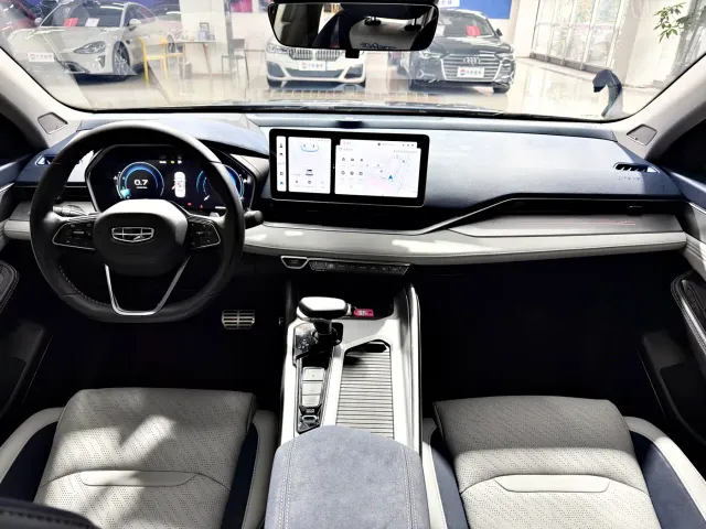 Geely Xingrui — Фото автомобиля 11