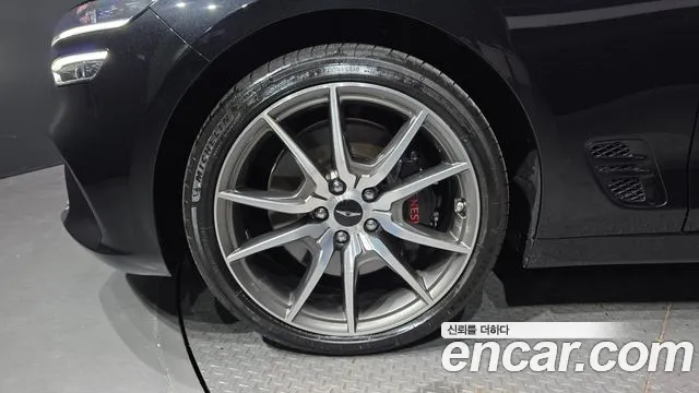 Genesis G70 The New Shooting Brake — Фото автомобиля 5
