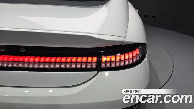 Hyundai Ioniq6 — Фото автомобиля 20