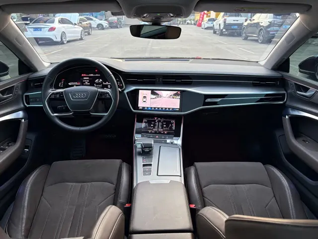 Audi A7L — Фото автомобиля 8