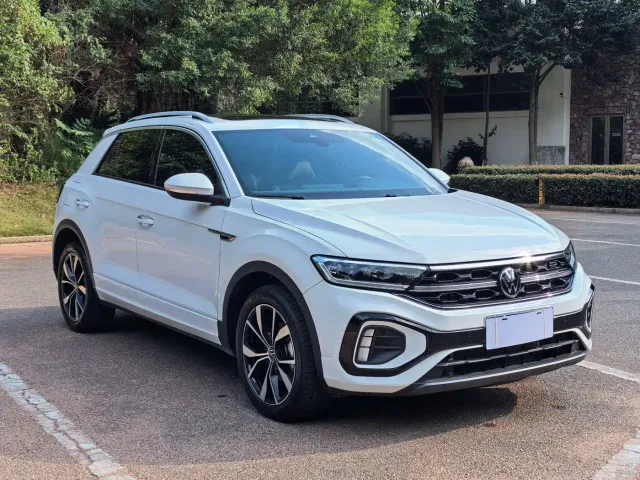 Фотография автомобиля — Volkswagen T-Roc