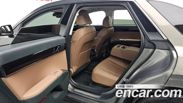 Hyundai Grandeur GN7 — Фото автомобиля 11