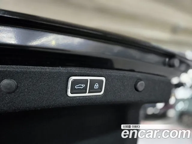 Hyundai Grandeur — Фото автомобиля 18