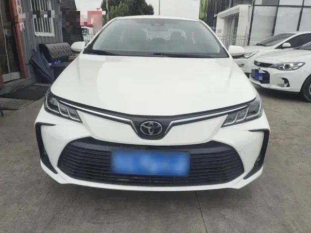Toyota Corolla — Фото автомобиля 2
