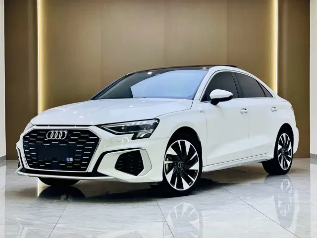 Фотография автомобиля — Audi A3