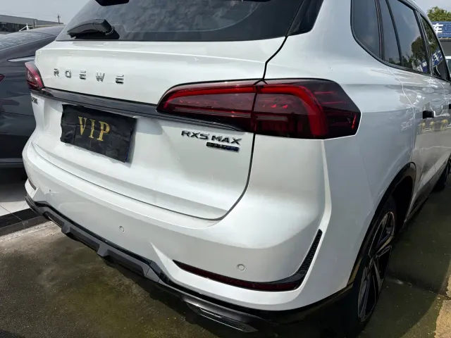 Roewe RX5 Max — Фото автомобиля 9