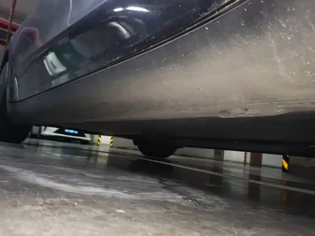 Tesla Model Y — Фото автомобиля 17