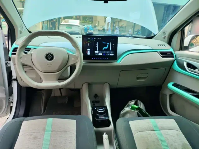 JMEV EV3 — Фото автомобиля 9