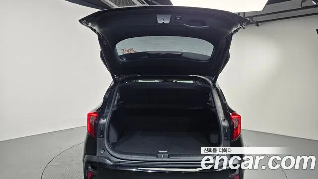 Kia Seltos — Фото автомобиля 18