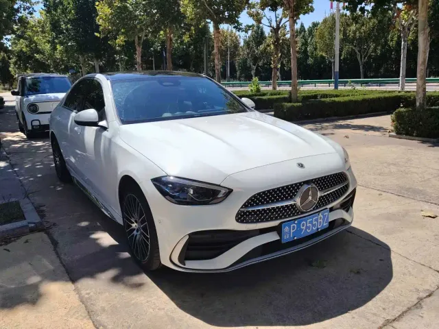 Mercedes-Benz C-Class — Фото автомобиля 2