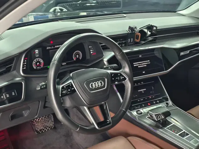 Audi A6L — Фото автомобиля 8