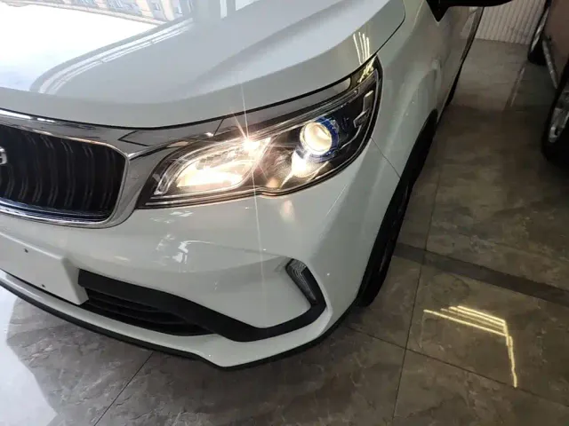 Geely Vision X3 — Фото автомобиля 23