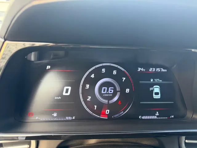 Hyundai Elantra — Фото автомобиля 12