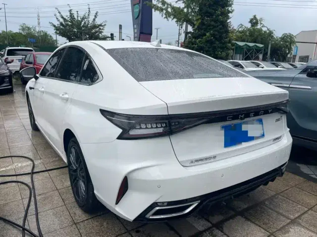 Chery Arrizo 8 — Фото автомобиля 10