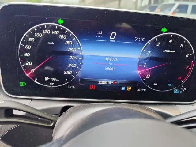 Mercedes-Benz C-Class — Фото автомобиля 10
