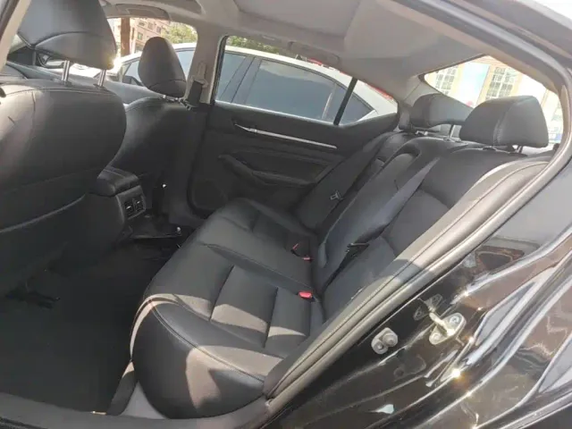 Nissan Teana — Фото автомобиля 16