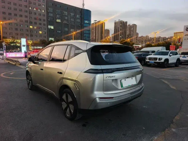 GAC Aion Y — Фото автомобиля 8