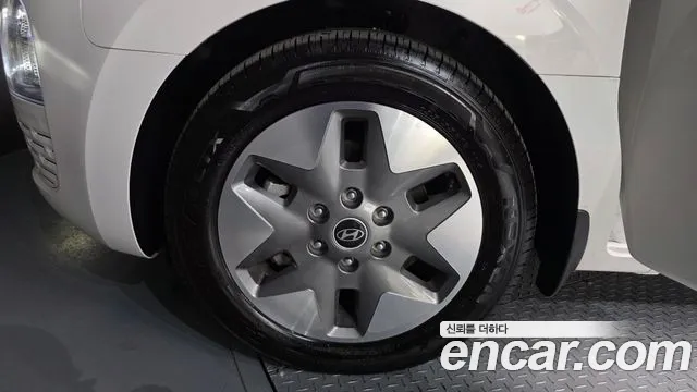 Hyundai Staria — Фото автомобиля 5