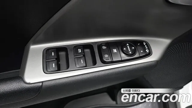 Kia Niro Niro Plus Earth — Фото автомобиля 30