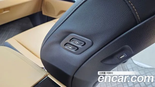 Kia Canival Carnival 4 поколение Бензин 9 мест Noblesse — Фото автомобиля 28